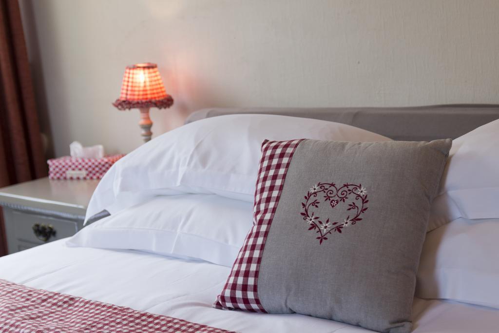 Domaine De Beaupre - Hotel The Originals Relais غيبووييه المظهر الخارجي الصورة