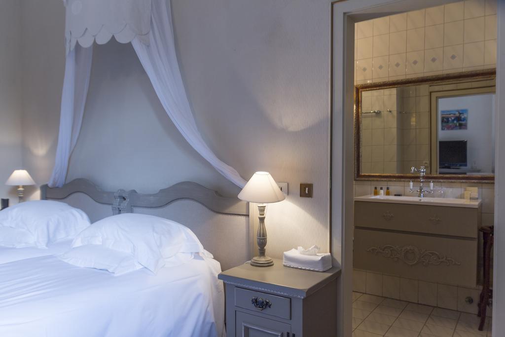Domaine De Beaupre - Hotel The Originals Relais غيبووييه المظهر الخارجي الصورة